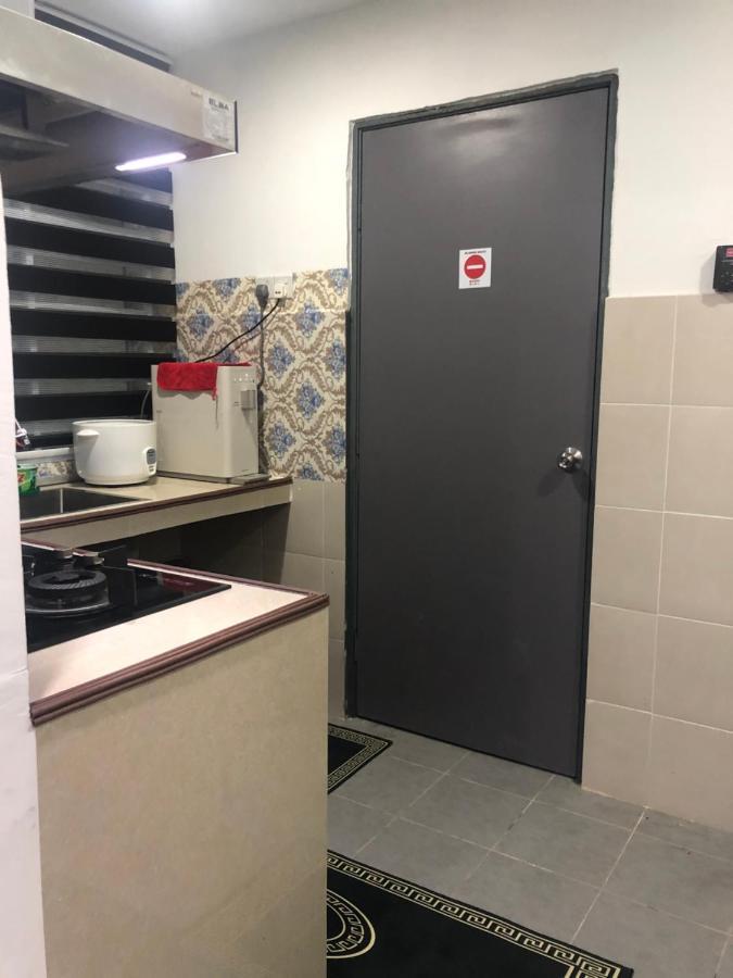 Ramadhina Eagle Eye View Home2Stay Emerald Avenue 伯恩仓 外观 照片