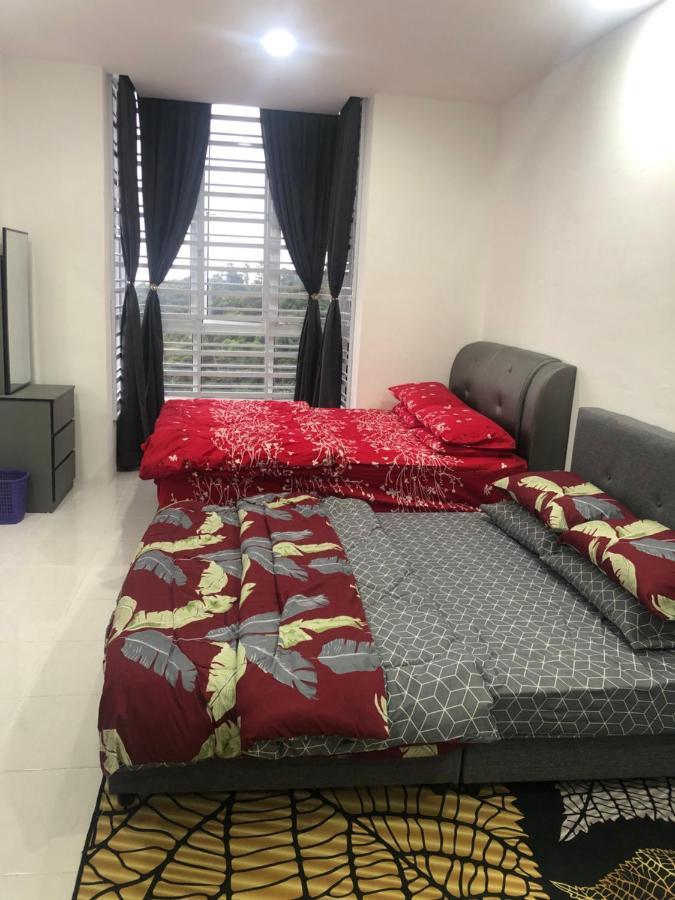 Ramadhina Eagle Eye View Home2Stay Emerald Avenue 伯恩仓 外观 照片