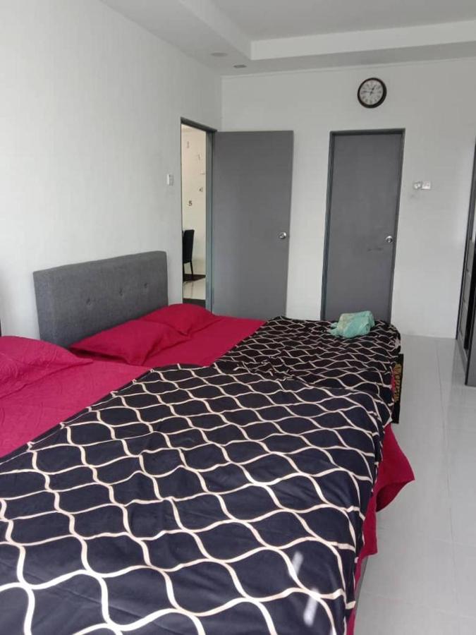 Ramadhina Eagle Eye View Home2Stay Emerald Avenue 伯恩仓 外观 照片