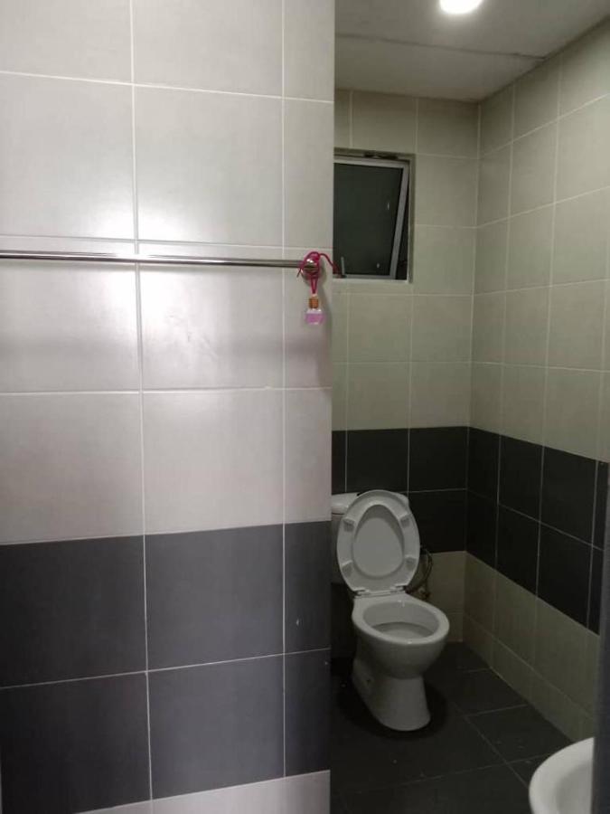 Ramadhina Eagle Eye View Home2Stay Emerald Avenue 伯恩仓 外观 照片